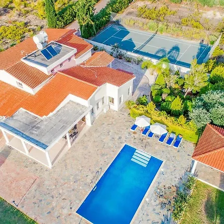 Vila Theo Coral Bay